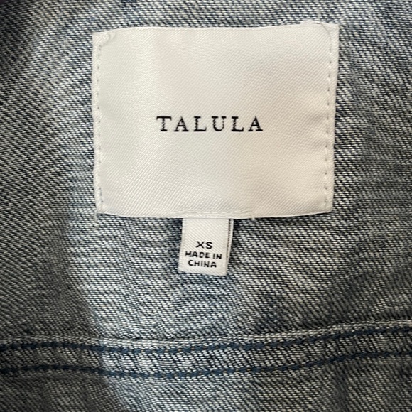 Talula by Aritzia Denim Vest. Size XS - Picture 2 of 3